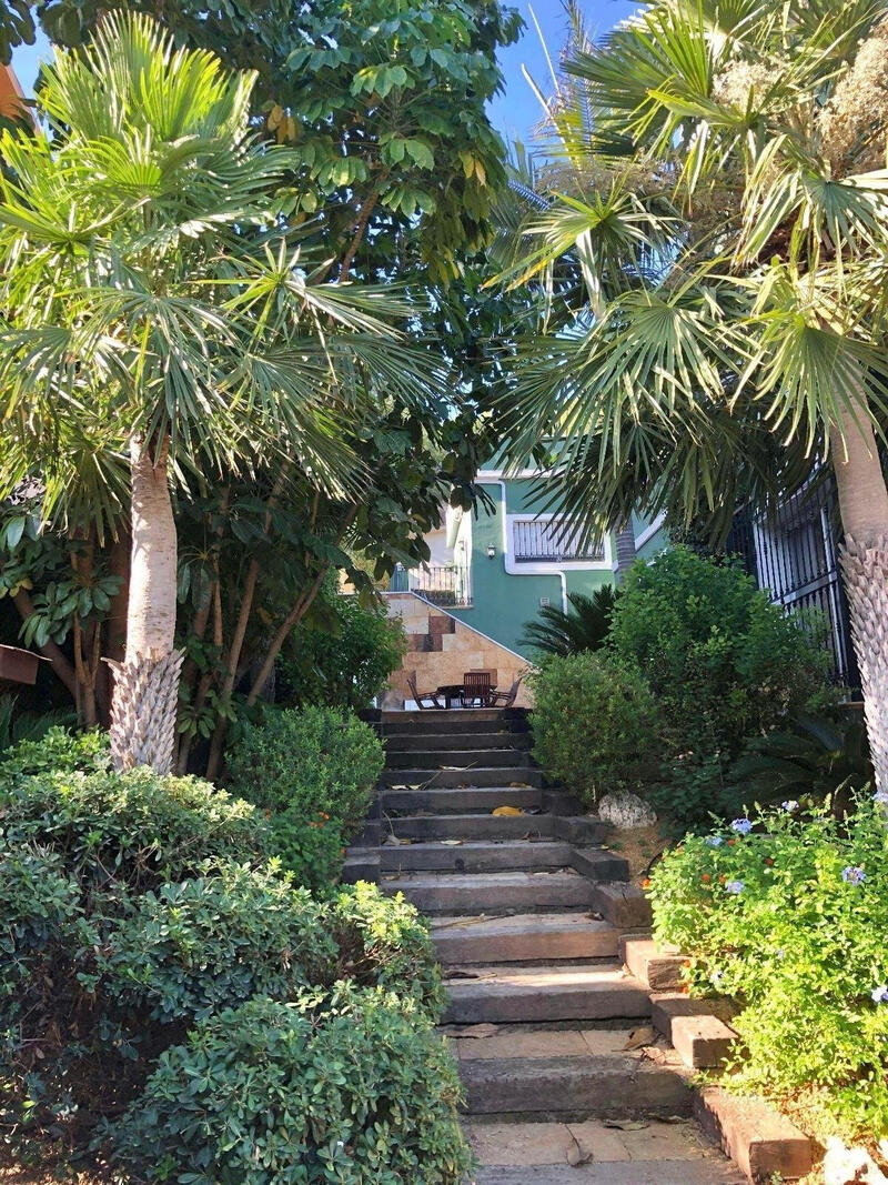 6 chambre Villa à vendre 6 chambre Villa à vendre