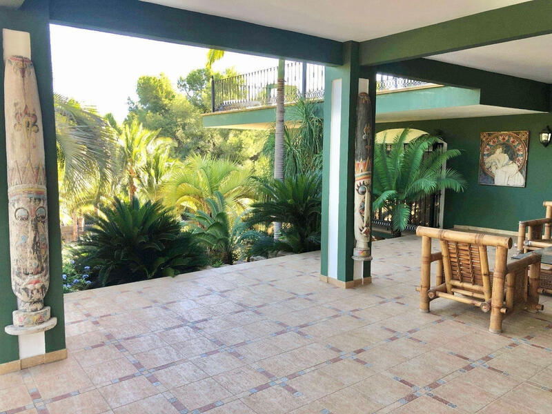 6 chambre Villa à vendre 6 chambre Villa à vendre