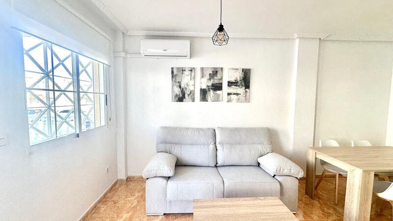 2 soverom Villa til salgs 2 soverom Villa til salgs