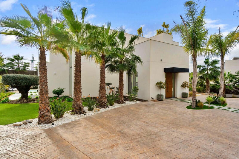 4 Cuarto Villa en venta