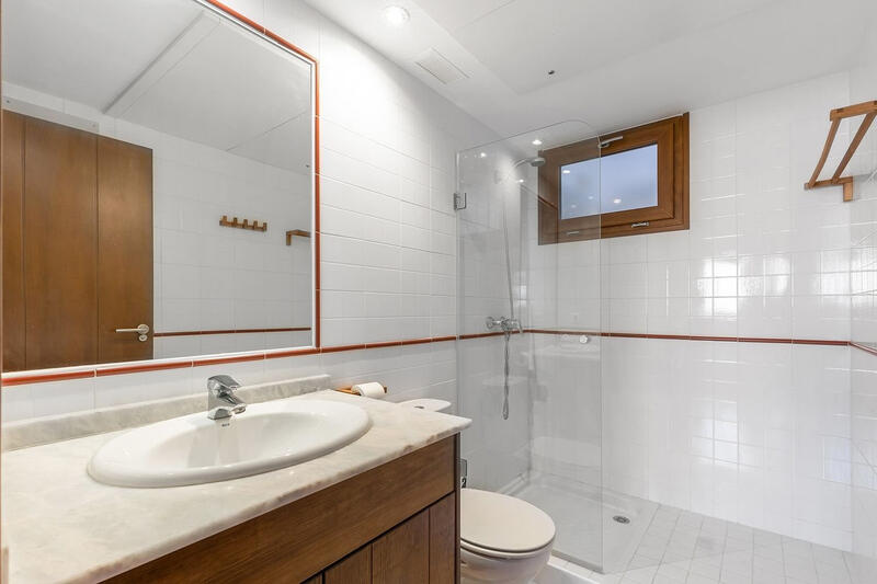 2 slaapkamer Appartement Te koop 2 slaapkamer Appartement Te koop