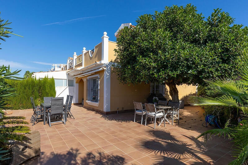 Villa à vendre dans Orihuela Costa, Alicante
