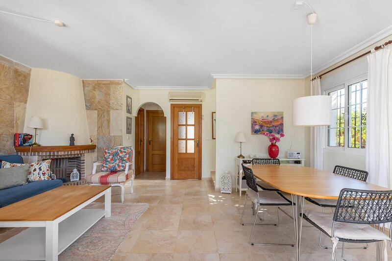 3 bedroom Villa for sale 3 bedroom Villa for sale