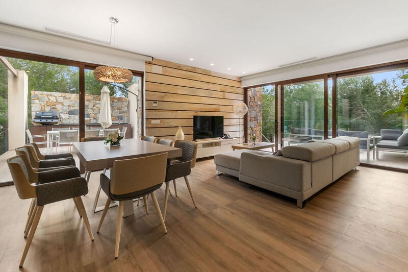 4 bedroom Villa for sale 4 bedroom Villa for sale