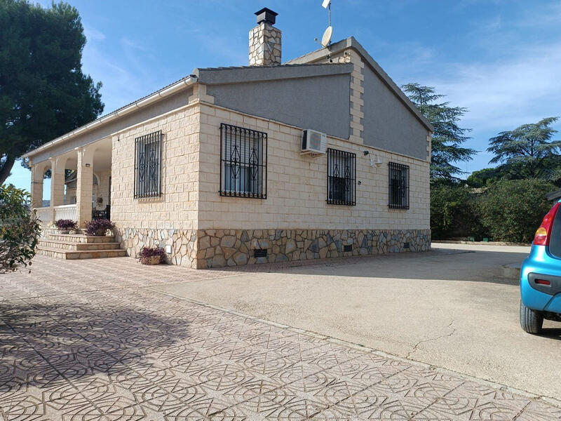 3 bedroom Villa for sale