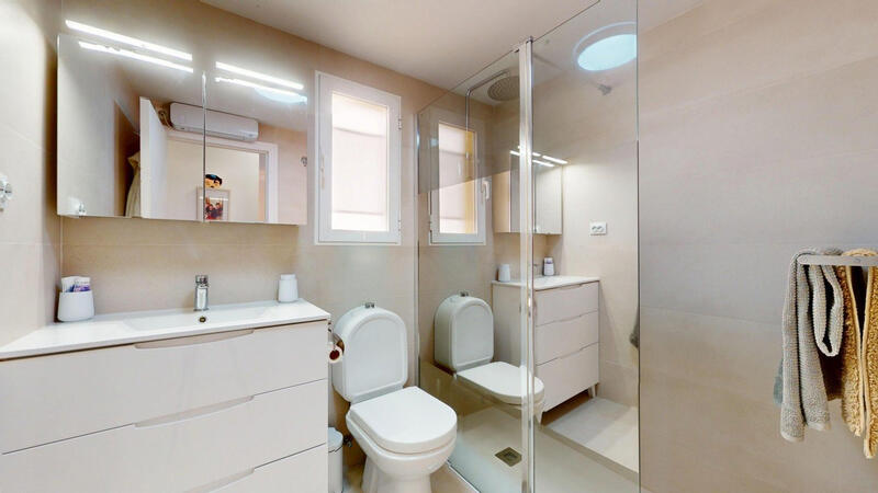 2 bedroom Apartment for sale 2 bedroom Apartment for sale