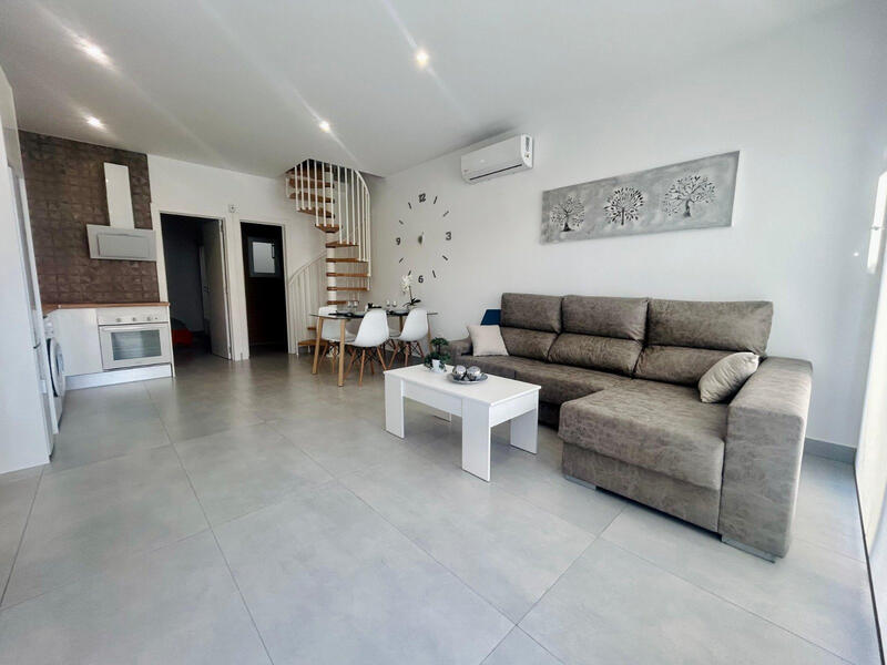 2 Schlafzimmer Stadthaus zu verkaufen 2 Schlafzimmer Stadthaus zu verkaufen