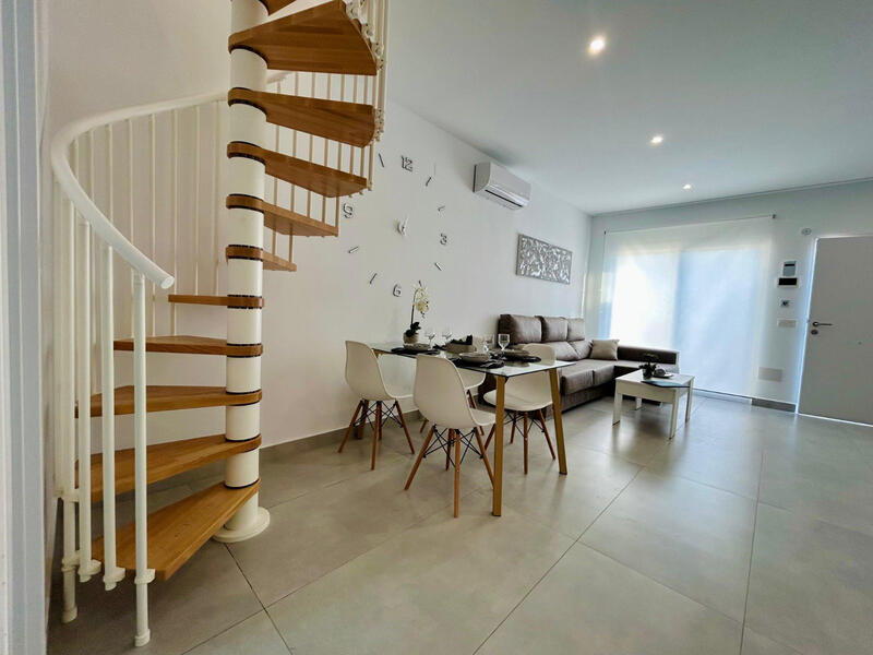 2 Schlafzimmer Stadthaus zu verkaufen 2 Schlafzimmer Stadthaus zu verkaufen