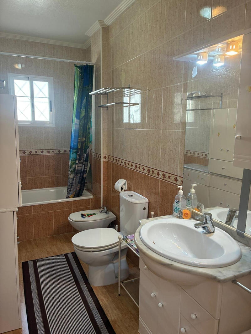 2 Schlafzimmer Villa zu verkaufen