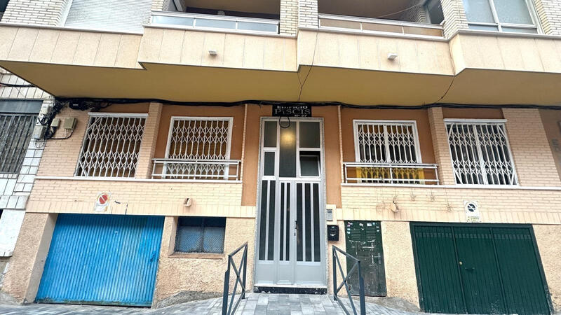 3 slaapkamer Appartement Te koop 3 slaapkamer Appartement Te koop