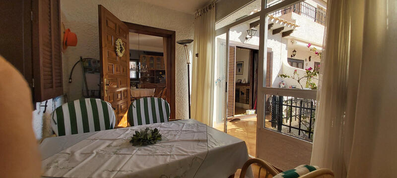 2 slaapkamer Appartement Te koop