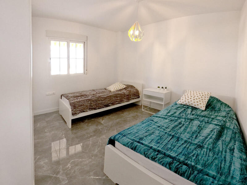 2 bedroom Apartment for sale 2 bedroom Apartment for sale