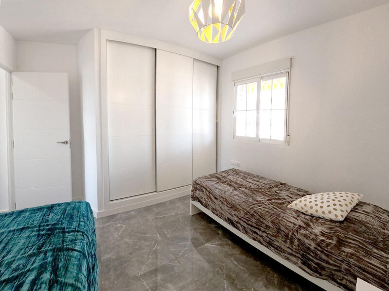 2 bedroom Apartment for sale 2 bedroom Apartment for sale