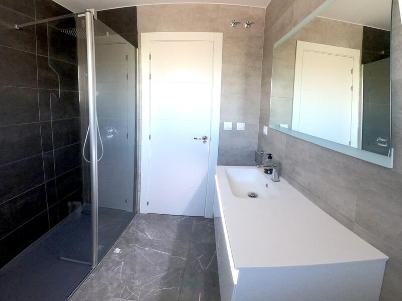 2 bedroom Apartment for sale 2 bedroom Apartment for sale