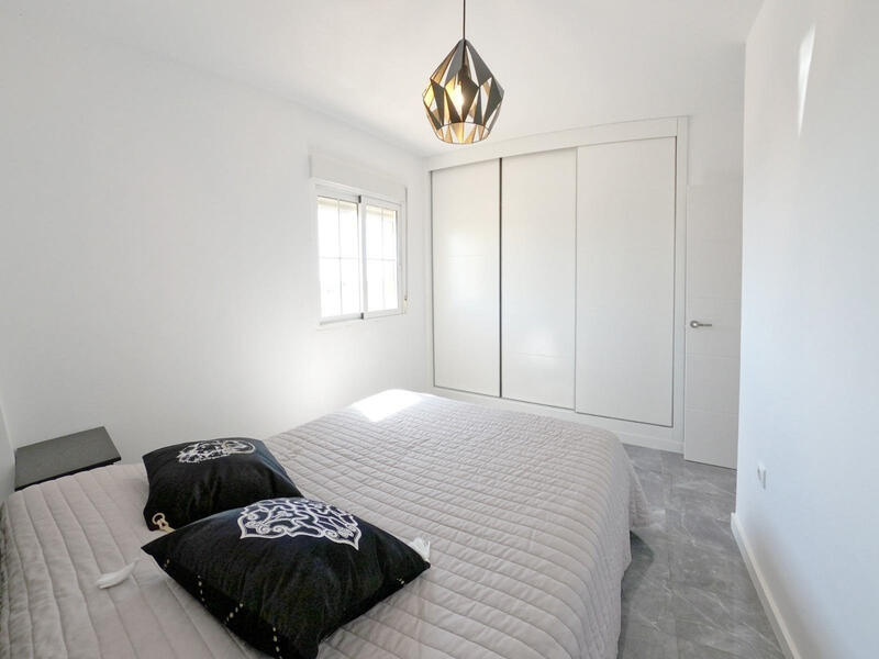 2 bedroom Apartment for sale 2 bedroom Apartment for sale