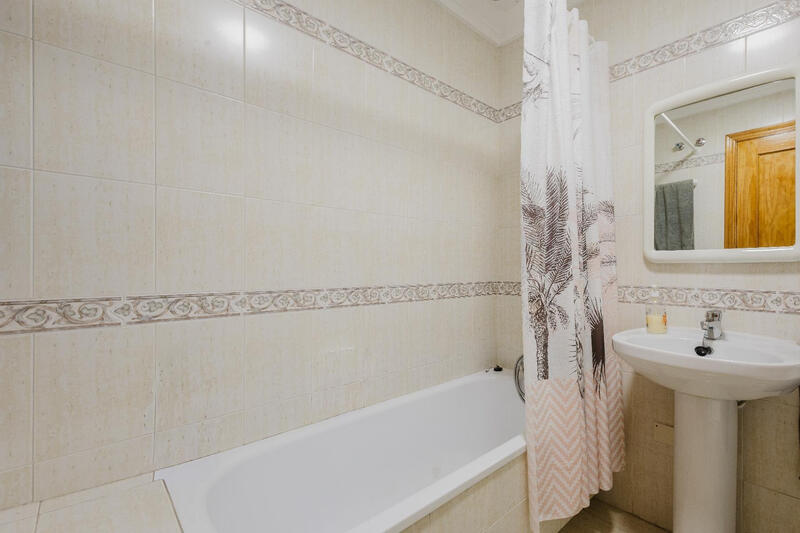 2 Cuarto Villa en venta