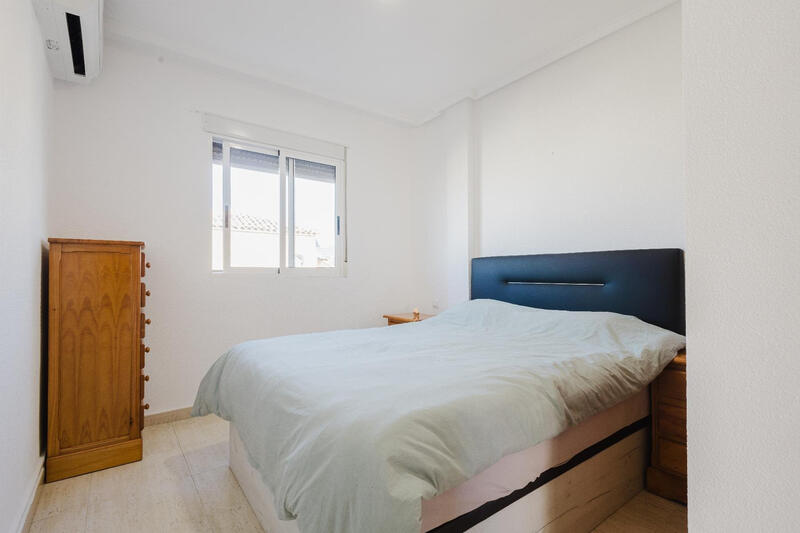 2 Cuarto Villa en venta