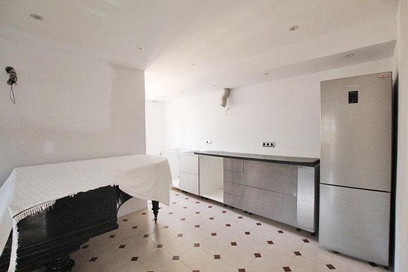 6 sovrum Villa till salu