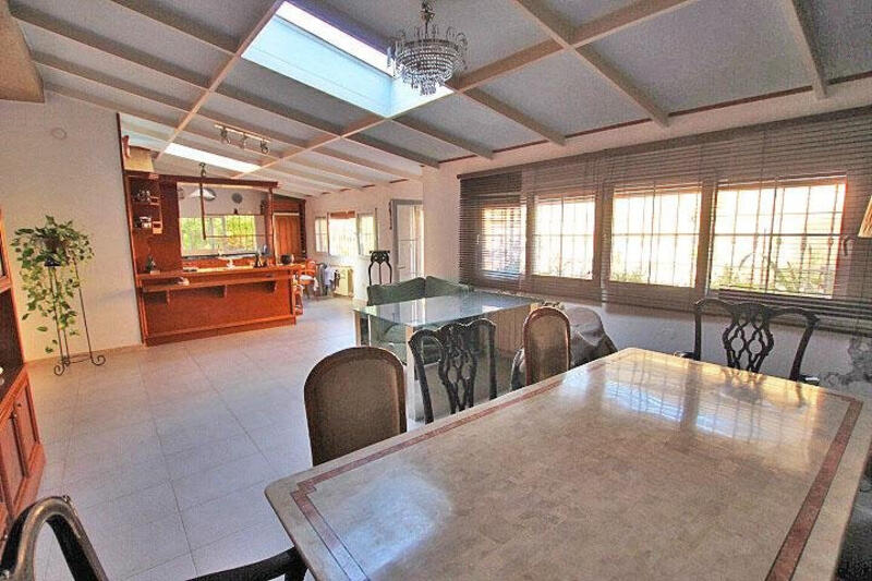 6 sovrum Villa till salu