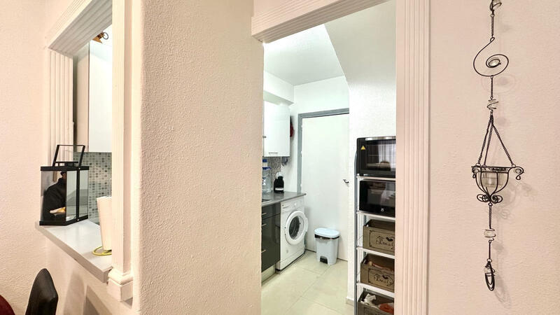 1 bedroom Apartment for sale