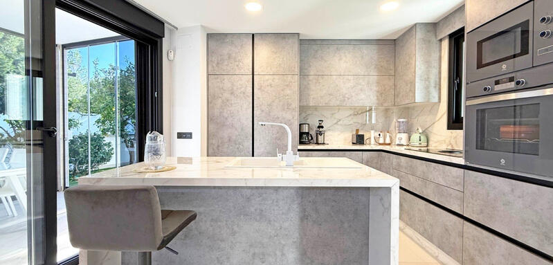 3 slaapkamer Villa Te koop 3 slaapkamer Villa Te koop