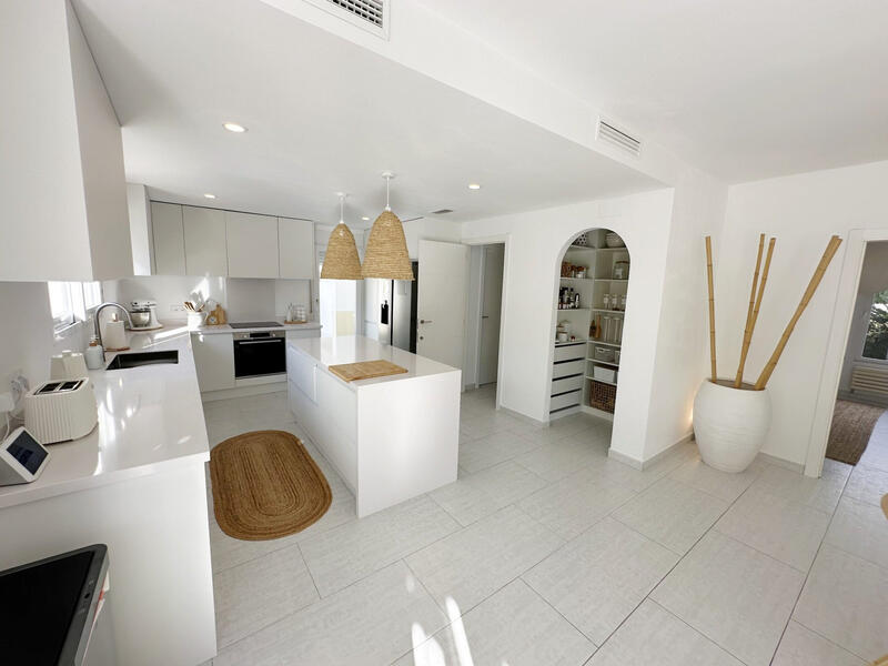 4 sovrum Villa till salu