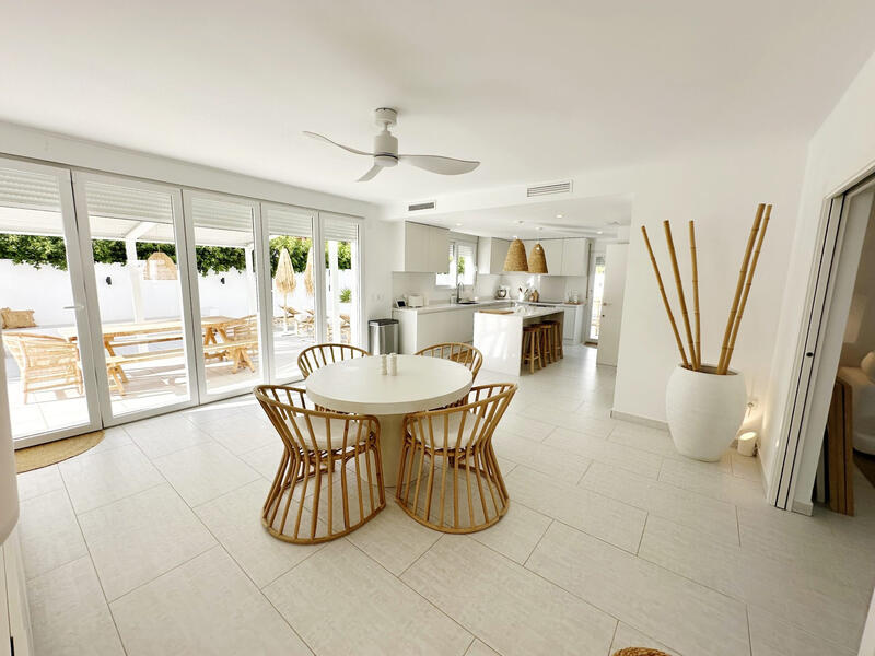 4 sovrum Villa till salu