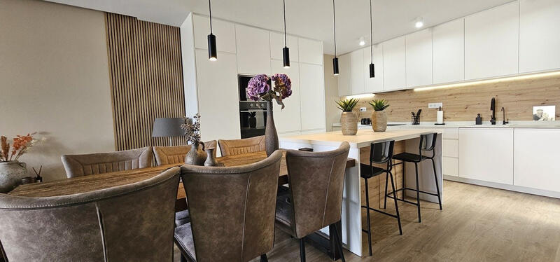 3 спальная комната вилла продается