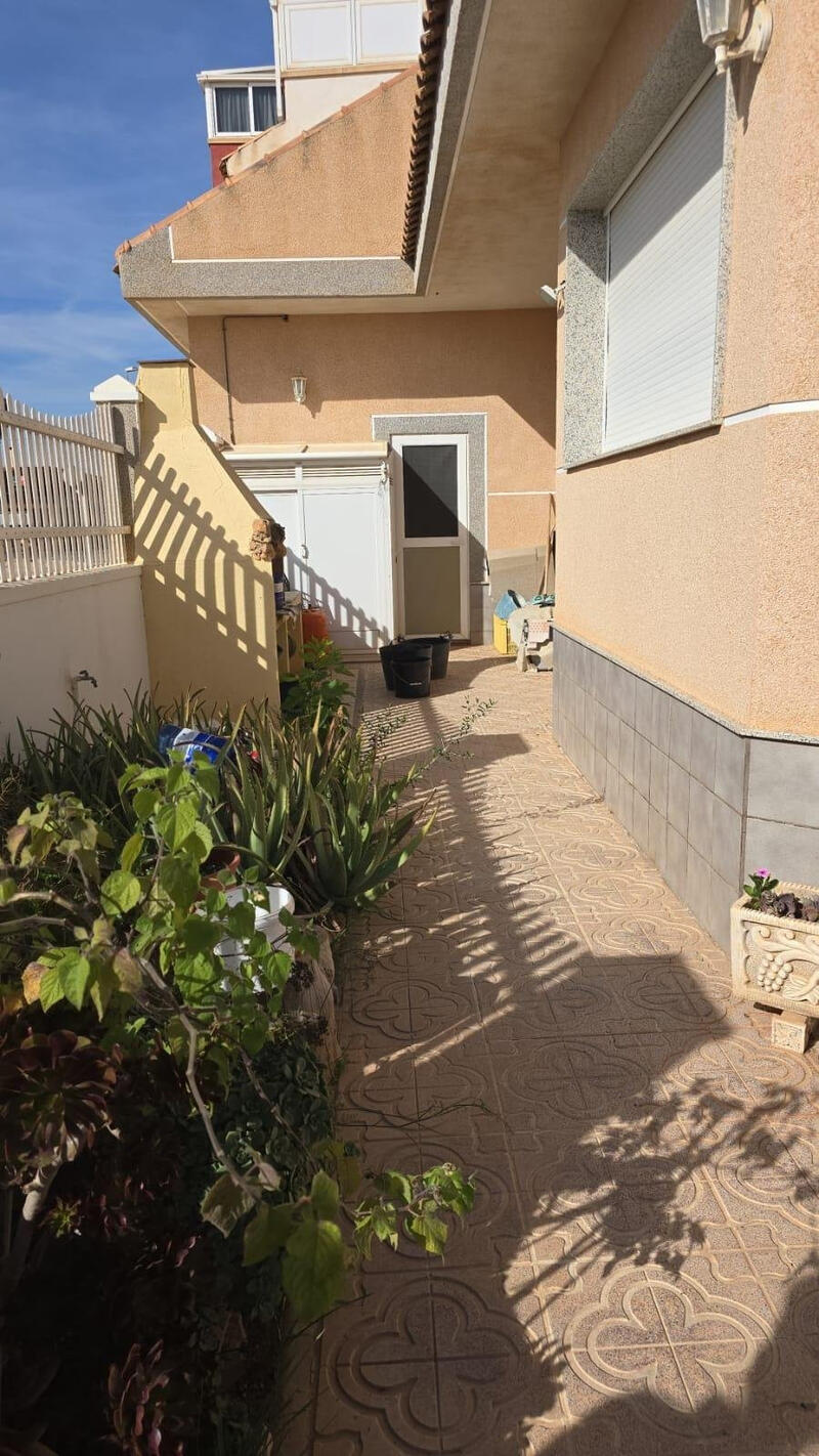 4 Cuarto Villa en venta