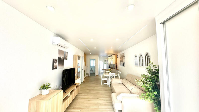 городская тюрьма продается в Torrevieja, Alicante