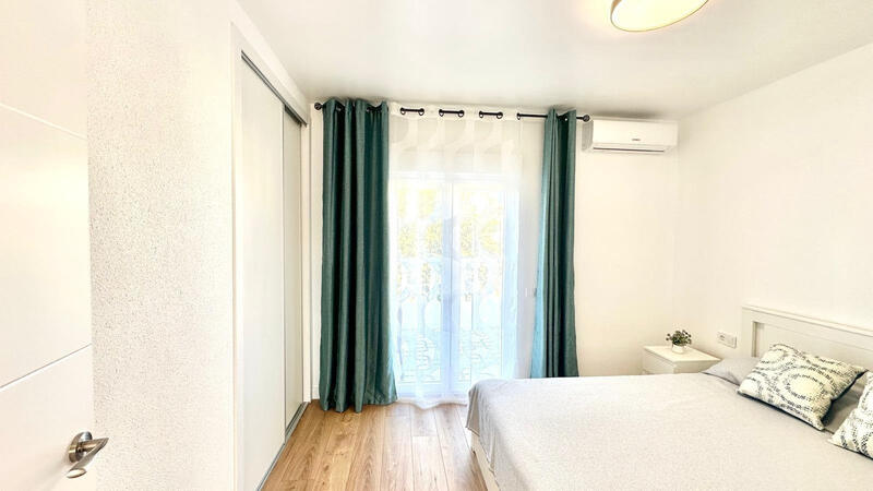 3 спальная комната городская тюрьма продается