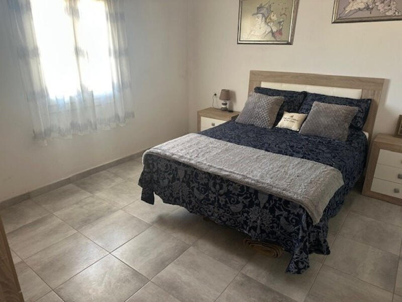 5 bedroom Country House for sale