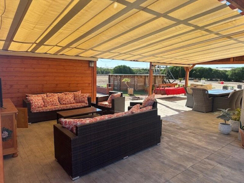 5 bedroom Country House for sale