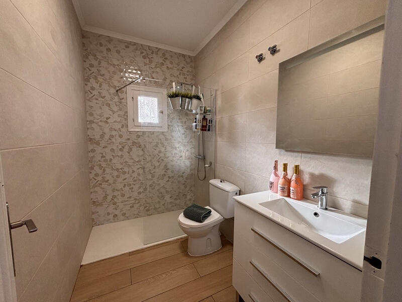 5 chambre Villa à vendre 5 chambre Villa à vendre