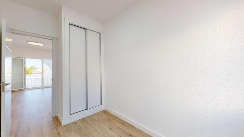 2 Cuarto Villa en venta