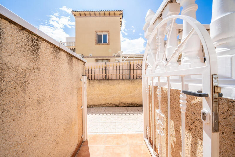 4 bedroom Villa for sale 4 bedroom Villa for sale