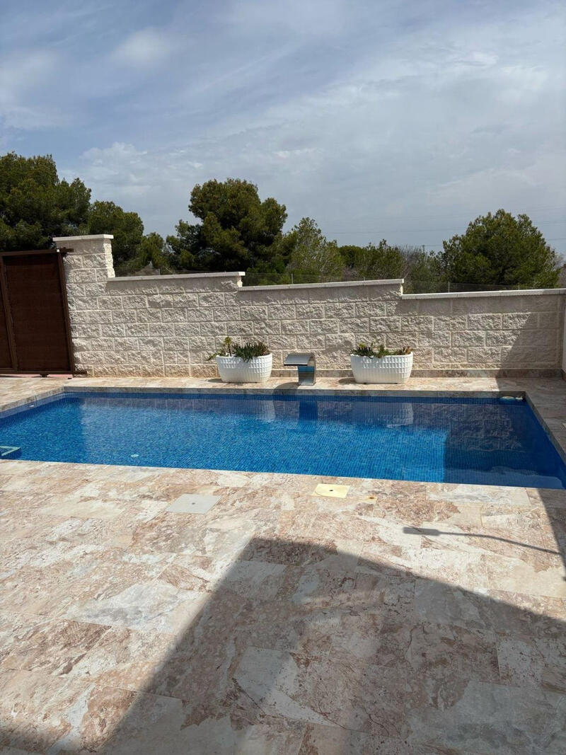 3 bedroom Villa for sale 3 bedroom Villa for sale