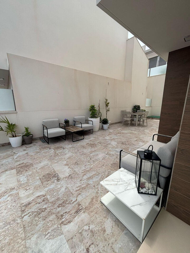 3 bedroom Villa for sale 3 bedroom Villa for sale