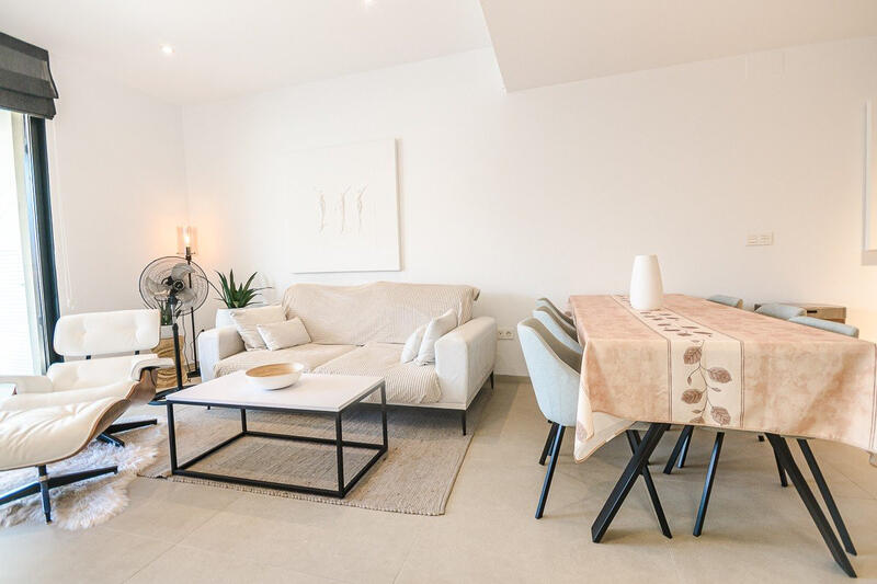 3 bedroom Apartment for sale