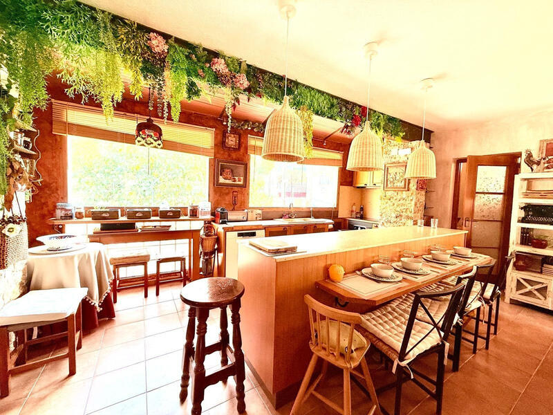 3 спальная комната вилла продается