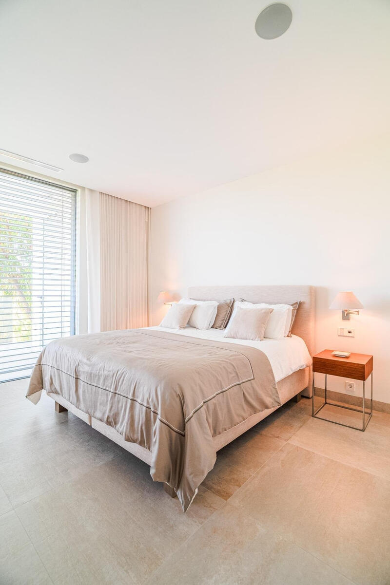 4 Schlafzimmer Villa zu verkaufen 4 Schlafzimmer Villa zu verkaufen
