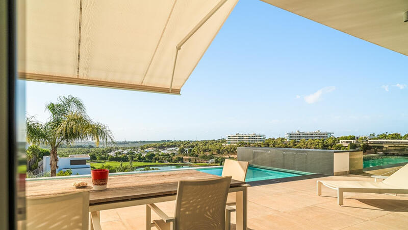 4 Schlafzimmer Villa zu verkaufen 4 Schlafzimmer Villa zu verkaufen