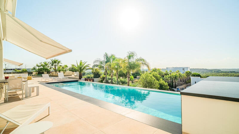 4 Schlafzimmer Villa zu verkaufen 4 Schlafzimmer Villa zu verkaufen