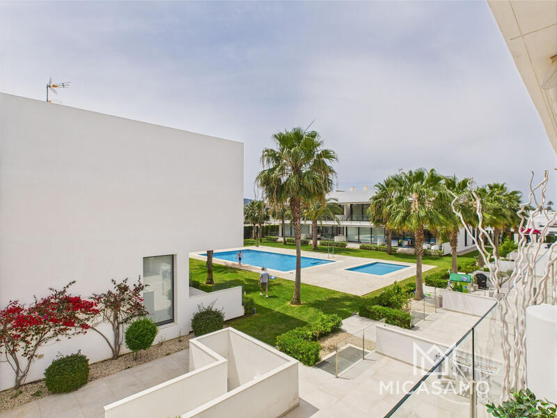 3 bedroom Apartment for sale