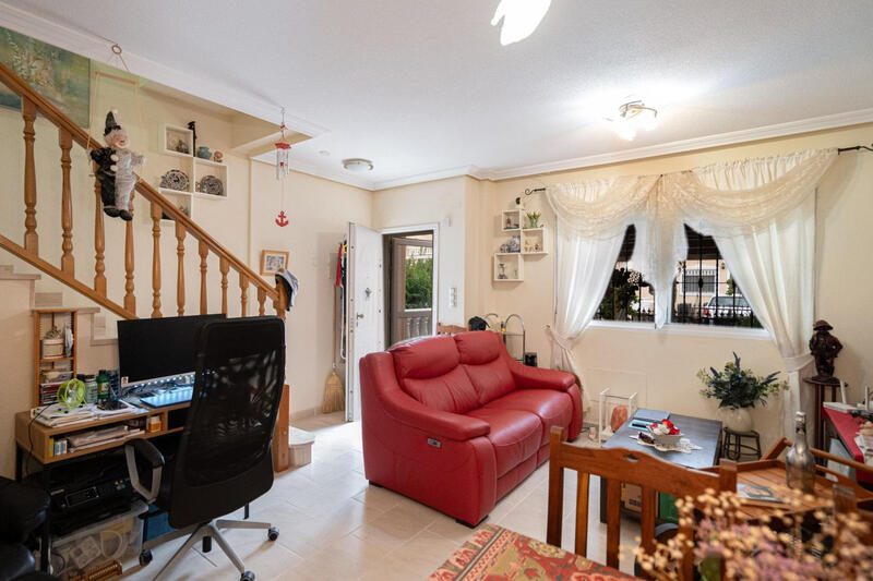 2 bedroom Townhouse for sale 2 bedroom Townhouse for sale