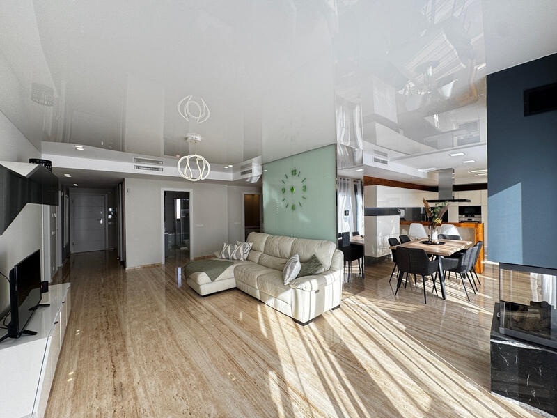 4 bedroom Apartment for sale 4 bedroom Apartment for sale