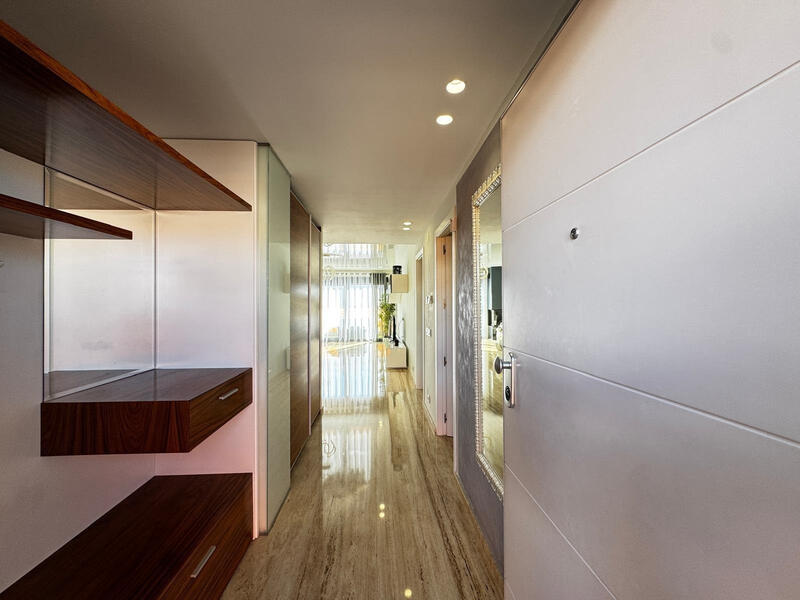 4 bedroom Apartment for sale 4 bedroom Apartment for sale