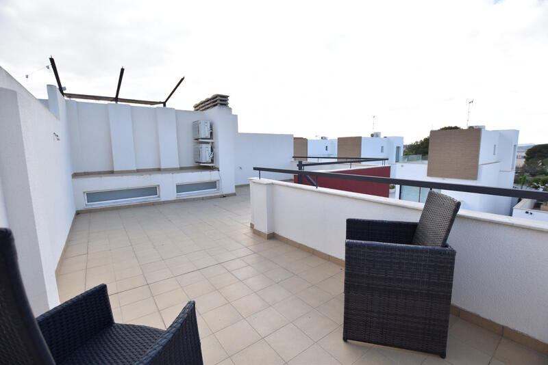 3 chambre Villa à vendre 3 chambre Villa à vendre