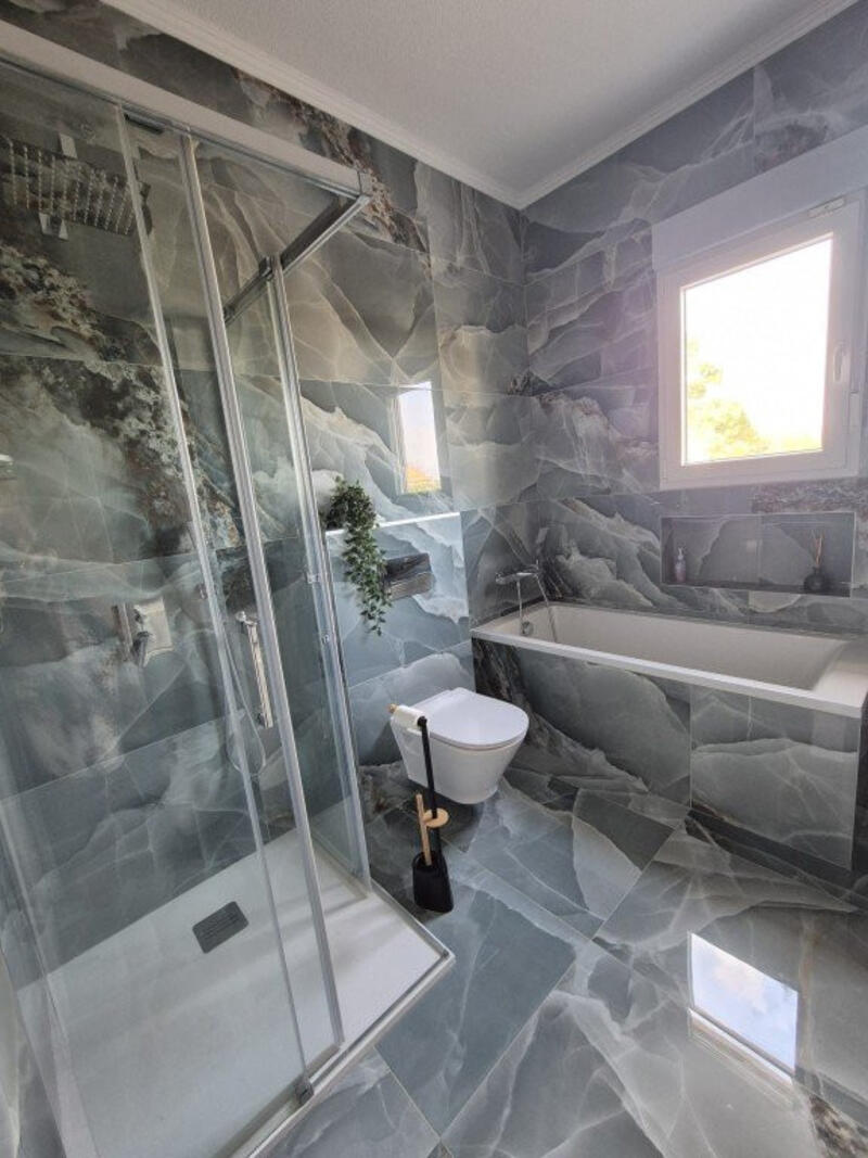 4 bedroom Country House for sale