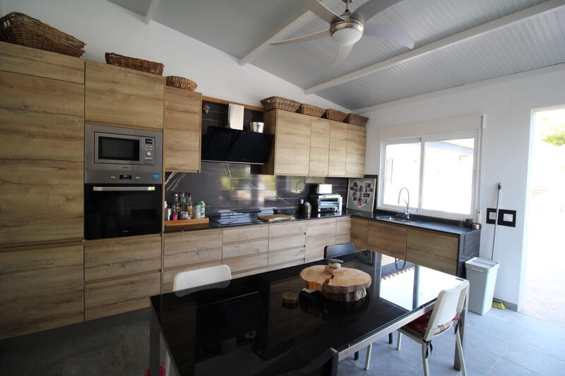 3 bedroom Villa for sale 3 bedroom Villa for sale